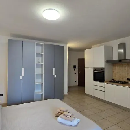 Appartement Open Space Con Parcheggio Privato Coperto *